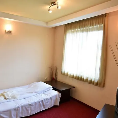 Victoria Hotel